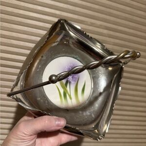 $5 bundled - Metal Tray with flowers